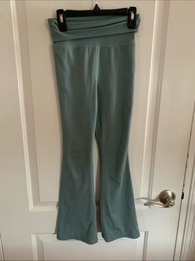 We Wander Kids Fold-Over Waist Flared Leggings - Sage Green